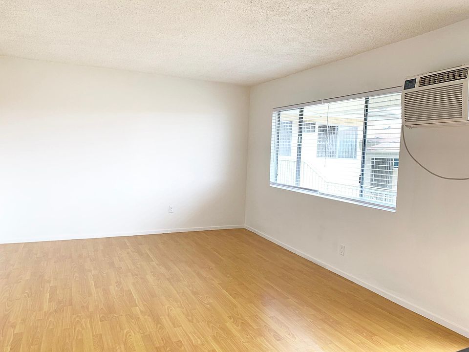 1st image of 6130 Mesa Ave APT 8