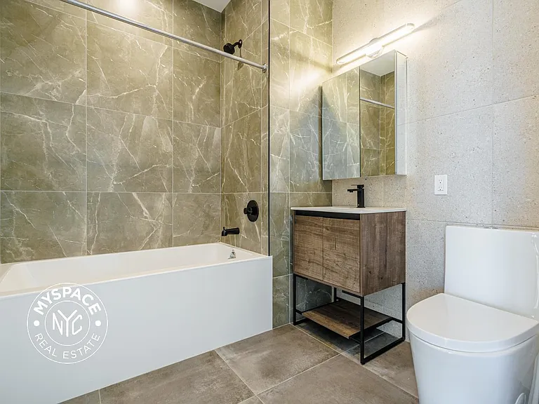 1499 Bedford Ave #2B — Photo 16
