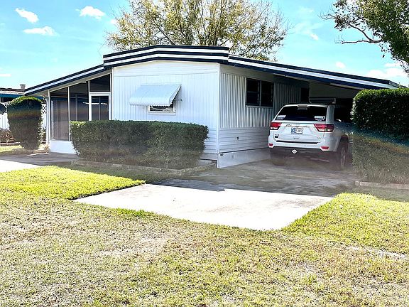 4th image of 12836 Lake Dora Cir