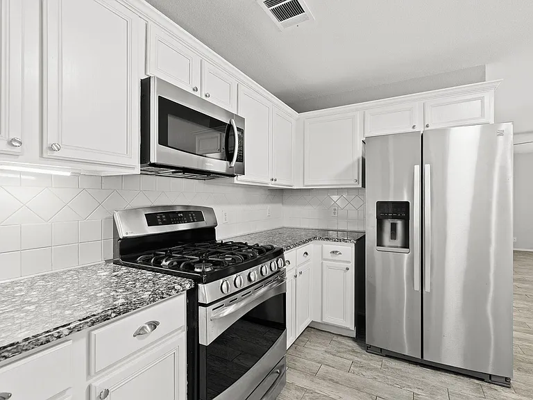 16802 Bailey Jean Dr — Photo 11