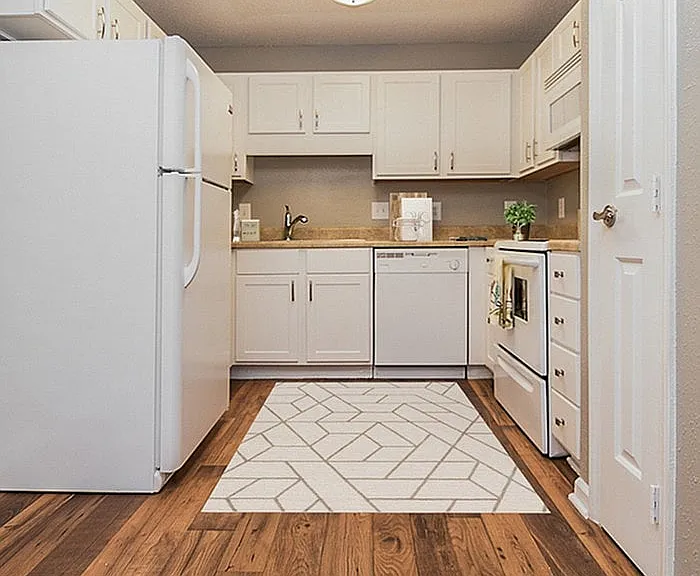 pepperstone kitchen