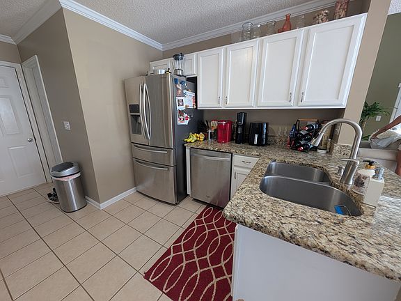 4th image of 9932 Treymore Dr