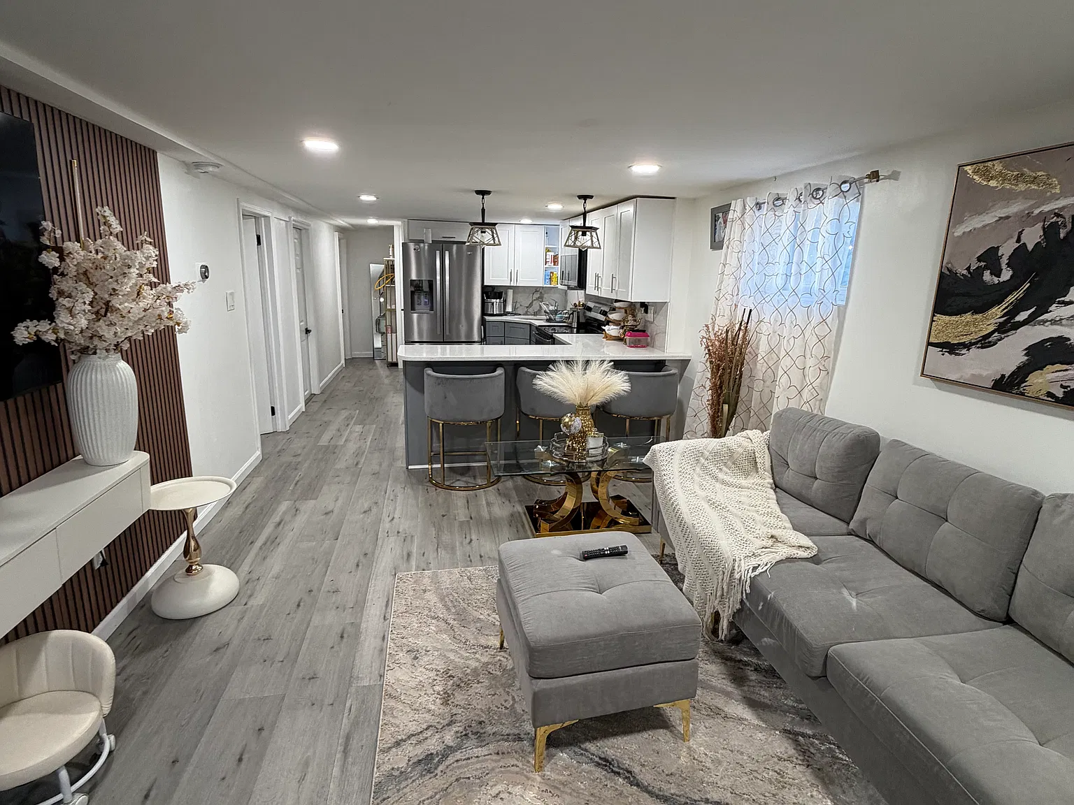 2 bed, $2,400 — Photo 2
