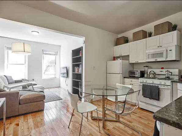 131 Thompson Street 3F image 2 of 9