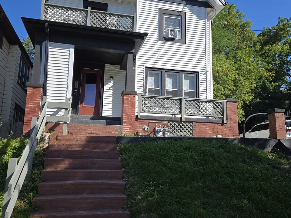 436 W Burleigh St #436