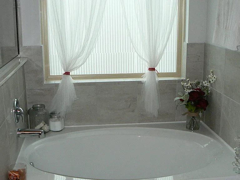 5900 Bucine Cv — Photo 24