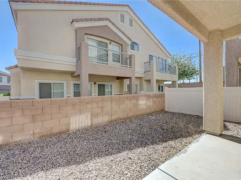 5507 Big Red Ct #103 — Photo 42