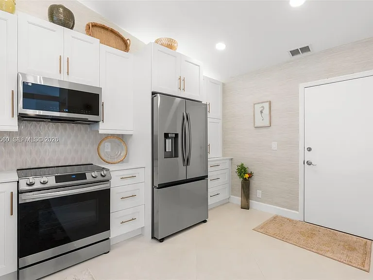 15465 Lake Magnolia Pl — Photo 31
