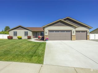 69 Sun Valley Dr, Wenatchee, WA 98801