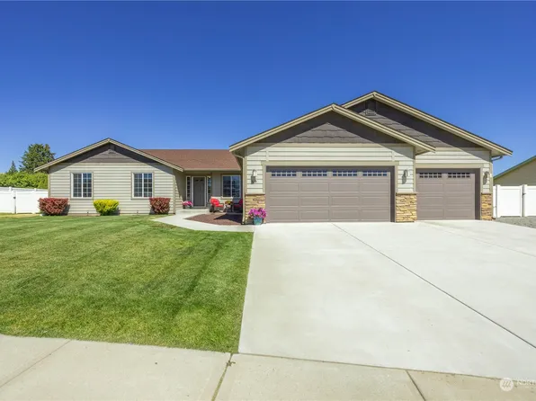 69 Sun Valley Drive, Wenatchee, WA 98801