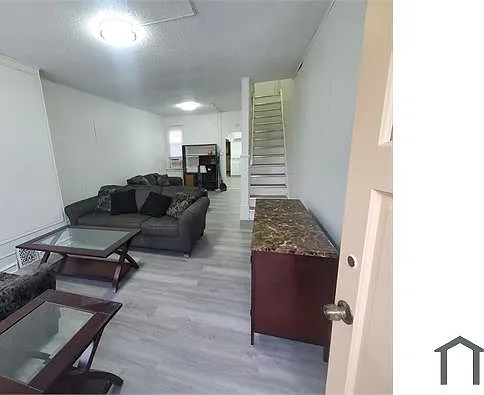 4032 N Fairhill St — Photo 1