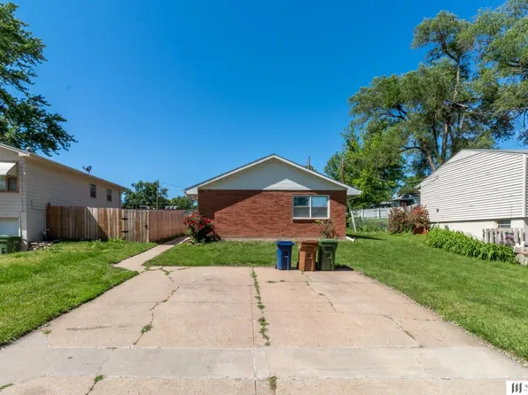 506-506 1/2 Beaman Dr, Bellevue, NE 68005