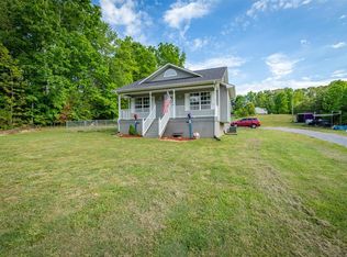 550 Lees Chapel Rd, Sweetwater, TN 37874