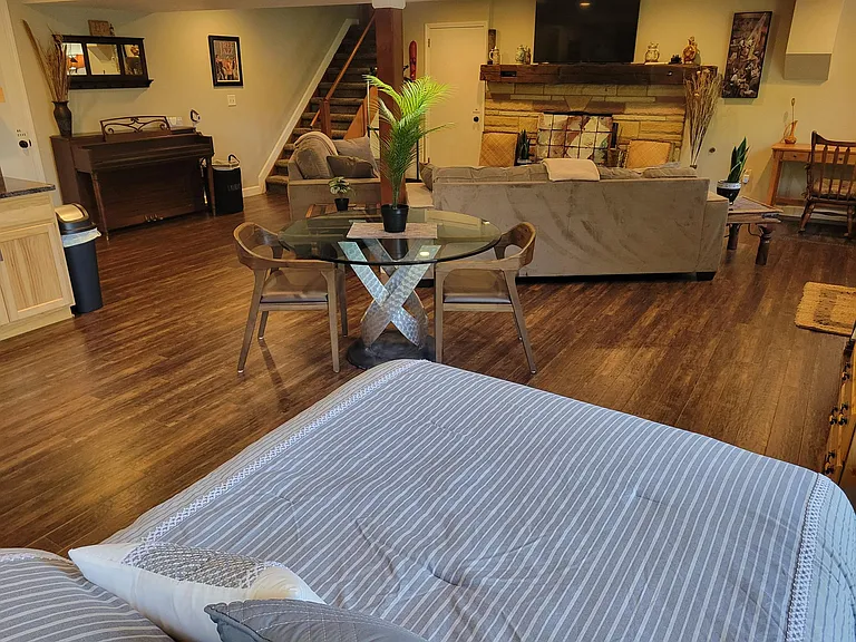 2179 Hicks Ave NE #A — Photo 3