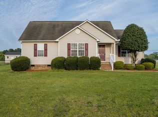64 Jewel Ln, Four Oaks, NC 27524