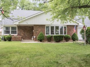 1380 Star Ave, Aurora, IL 60505