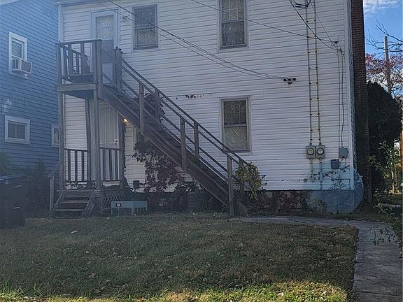 2nd image of 2354 Emerson Ave