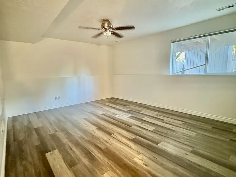 674 E Red Fir Ln — Photo 14