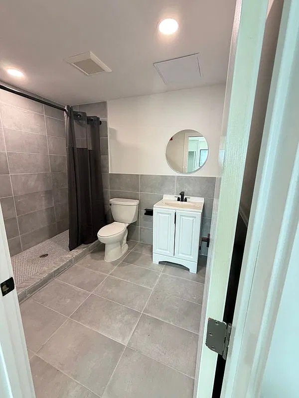 Studio, 1.0 bath, 800 sqft, $2,100 — Photo 4