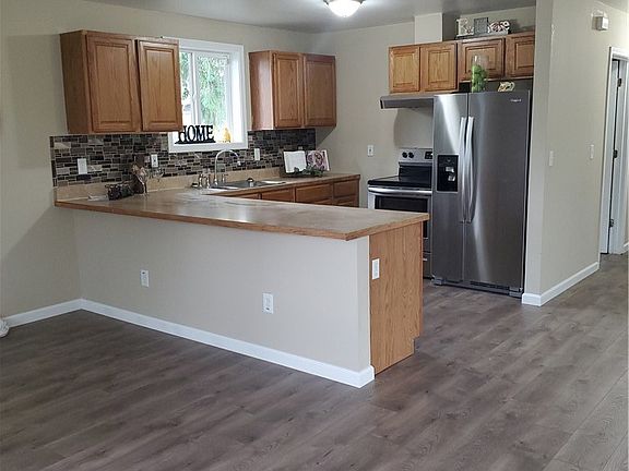 4th image of 1012 S 40th St