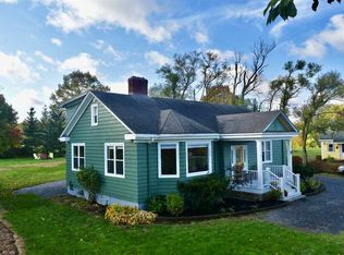 11 Main St, Wolfville, NS B4P1B8