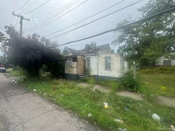 13870 Manning St, Detroit, MI 48205