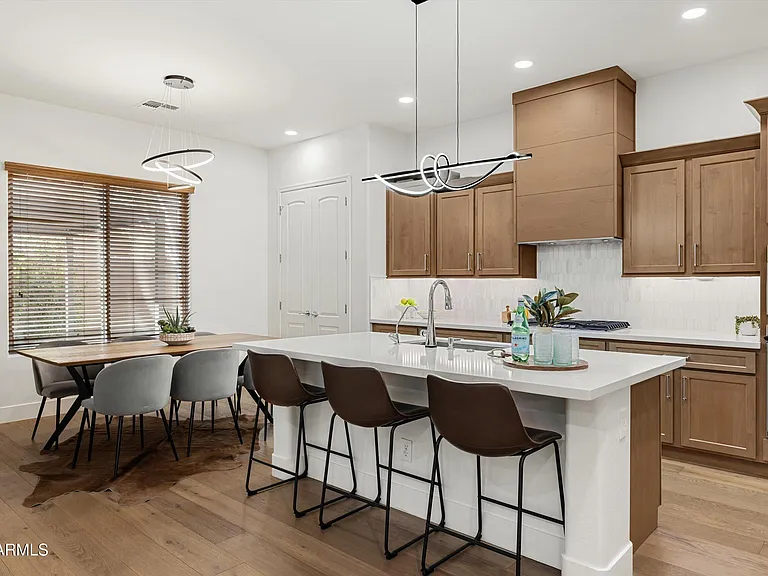 1708 W Oberlin Way — Photo 3