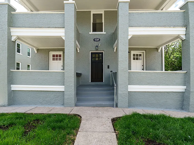 1735 Lincoln Ave #4 — Photo 4