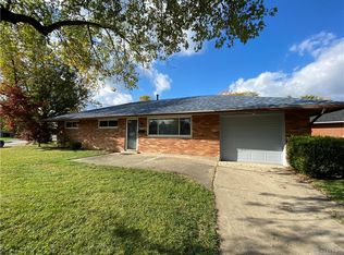 5351 Mangold Dr, Dayton, OH 45424