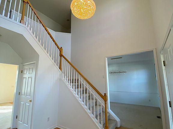 3rd image of 33753 Monterra Ln