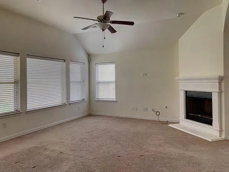 9230 Monarch Field Ln — Photo 3