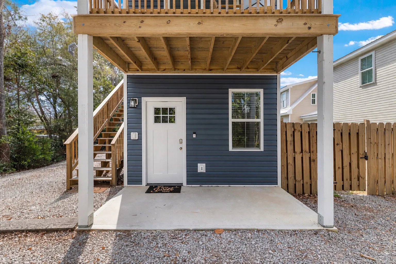 5069 Peachtree Ave — Photo 2