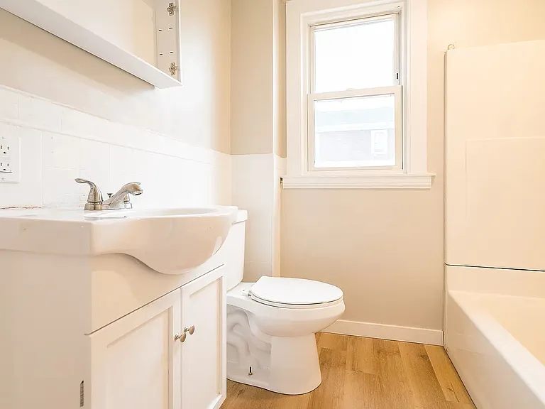 140 North St — Photo 10