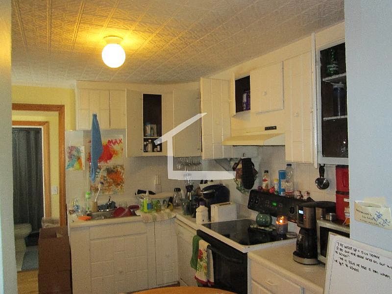 2nd image of 70 Parsons St #2TT