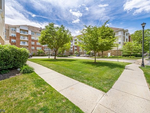 4th image of 8421 Warrens Way BLDG 8 #421