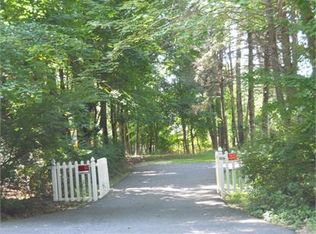 10 Fox Trail Rd, Sparta, NJ 07871