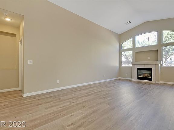 5th image of 8280 Aurora Peak Ave