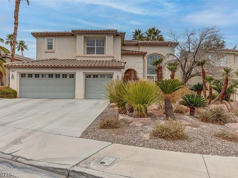 2500 Hacker Dr — Photo 2