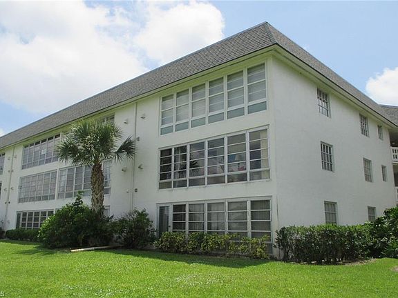 2nd image of 315 Saint Andrews BLVD #D5