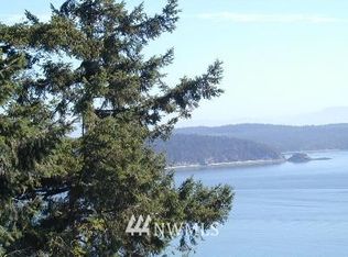 4664 N Jones Rd, Oak Harbor, WA 98277