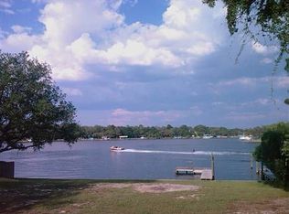 621 Cinco Terrace Ln, Fort Walton Beach, FL 32547