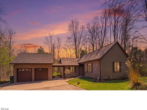 8965 Cedar Rd, Chesterland, OH 44026
