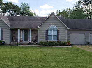 5 Colonial Dr, Fayetteville, TN 37334