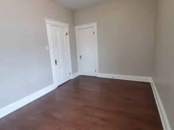 189 Boyd Avenue image 9 of 13