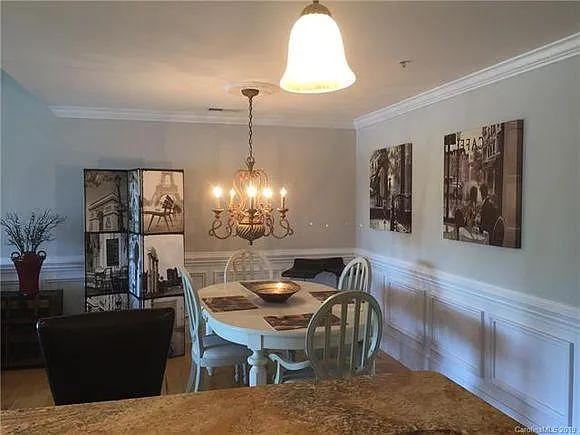 1205 Torrence Cir — Photo 12