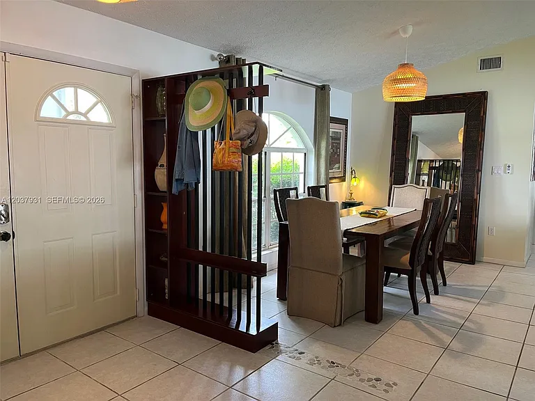 3118 Tanglewylde Ave — Photo 16