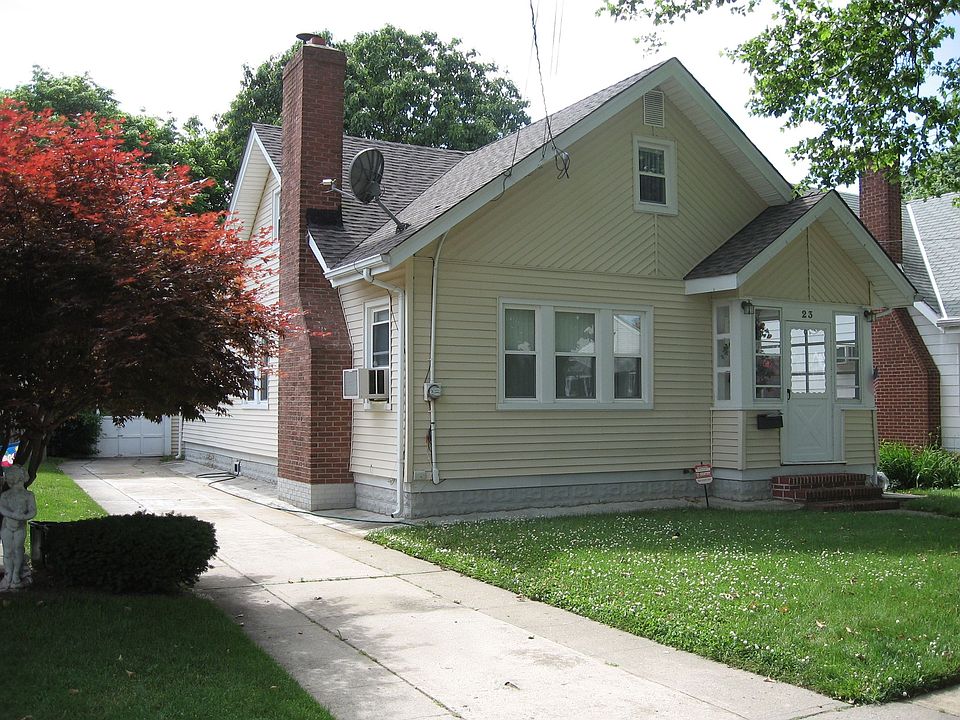 4 Bedroom Cape Move in condition