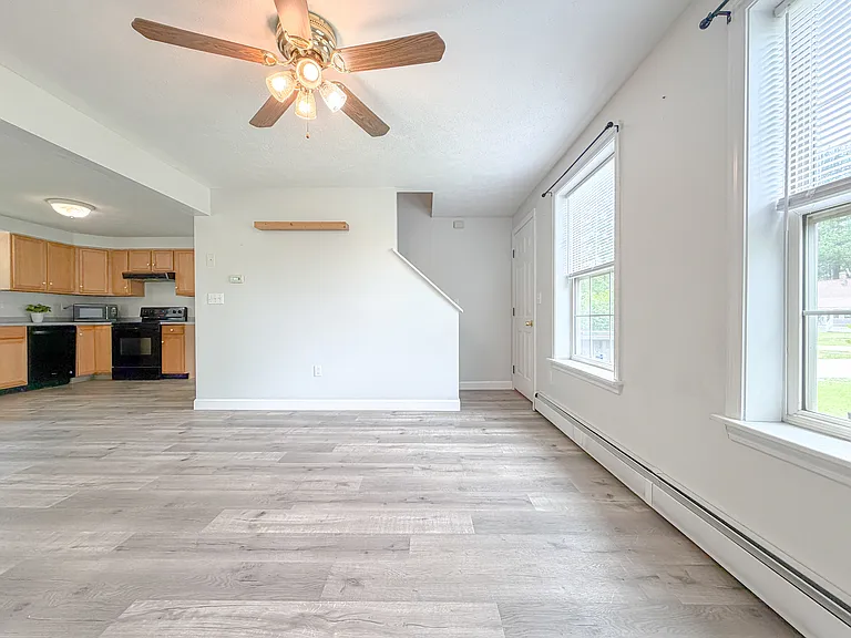 9 Dakota Dr — Photo 21