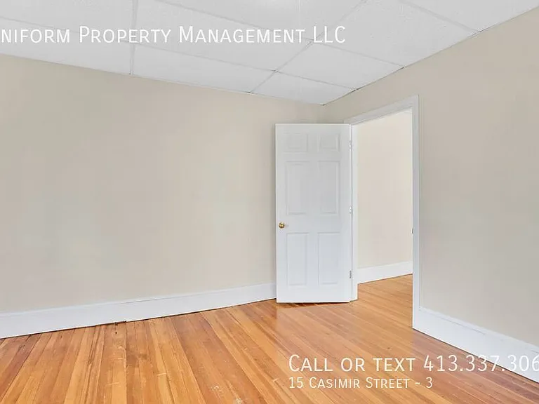 15 Casimir St #3 — Photo 17