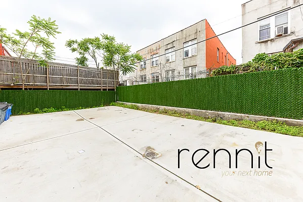 Rented by Rennit Inc. | media 11